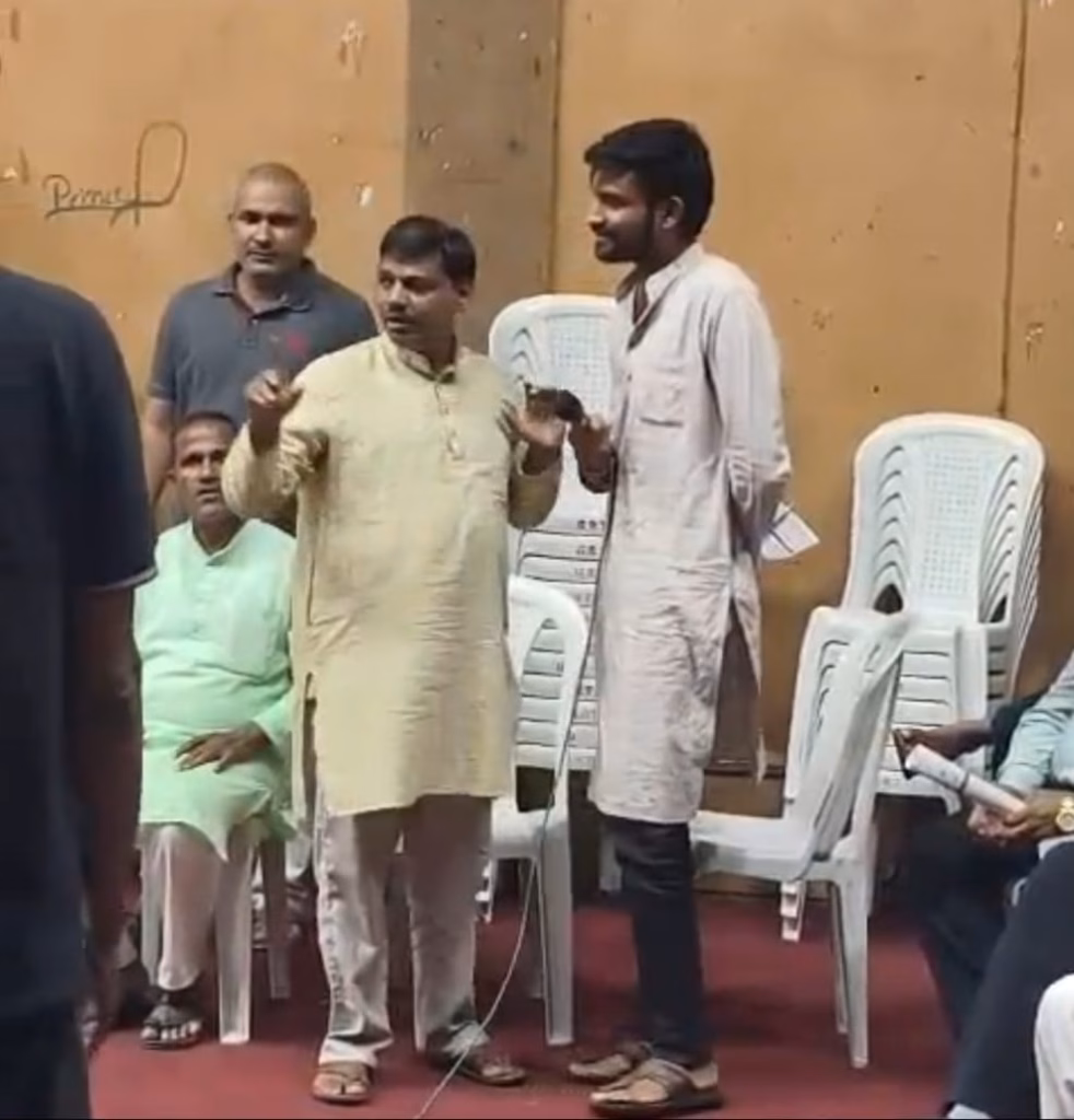 भोपाल में CJP की बैठक में हंगामा, एंटी नेशनल सवाल पूछने पर झड़प, युवाओं ने लगाए कॉकरोच मुर्दाबाद के नारे