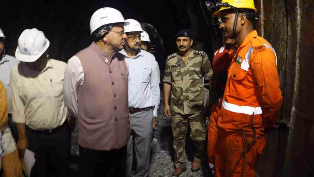 CM धामी ने टीएचडीसी टनल हादसे का किया स्थलीय निरीक्षण, रेस्क्यू अभियान का लिया जायजा
