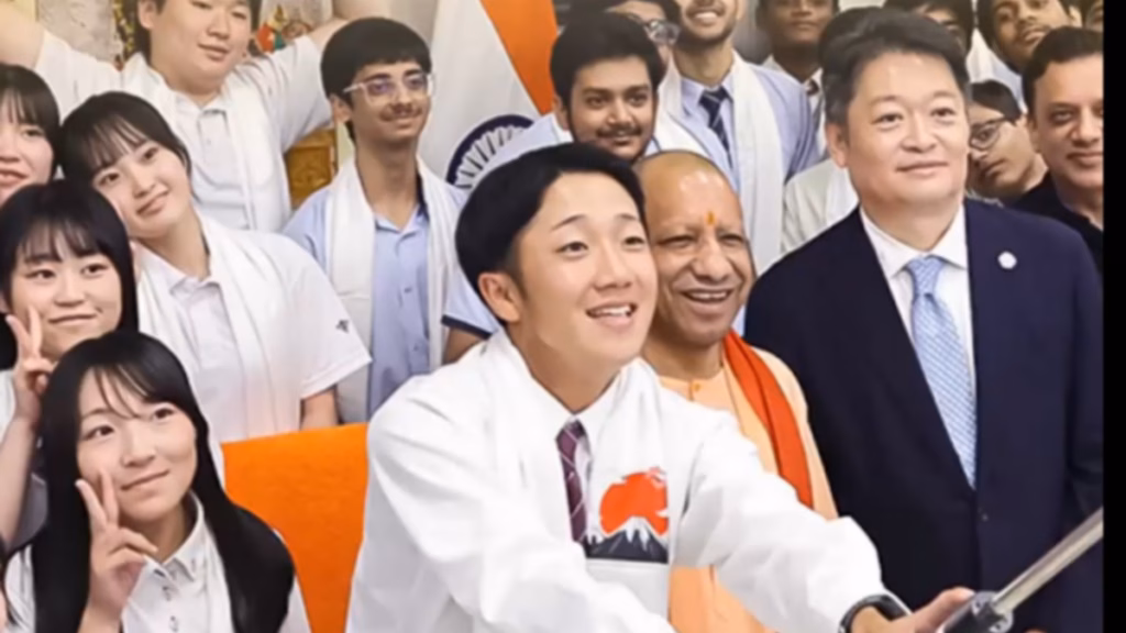 काशी पहुंचा 109 सदस्यीय जापानी प्रतिनिधिमंडल, निवेश से संस्कृति तक बढ़ेगा भारत-जापान सहयोग