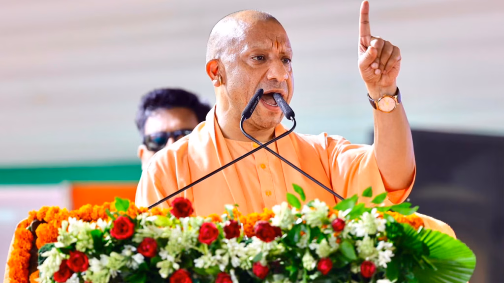 मुख्यमंत्री योगी आदित्यनाथ के नेतृत्व में पब्लिक ईवी चार्जिंग इन्फ्रास्ट्रक्चर में यूपी देश में तीसरे स्थान पर