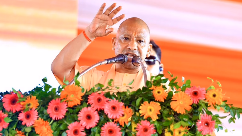 प्रदेश में पर्याप्त चीनी, आमजन परेशान न हों : CM योगी
