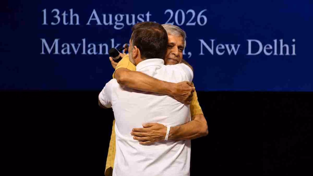 राहुल गांधी ने मोदी की विदेश नीति का उड़ाया मजाक, 'गले मिलने' पर सियासी बवाल, मेलोनी के जिक्र से BJP नाराज