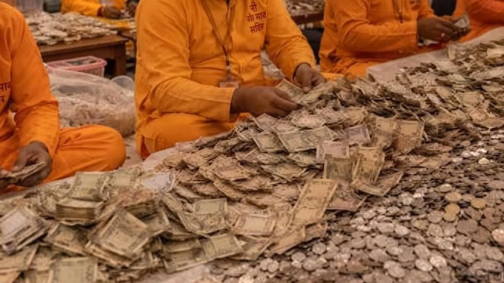 राम मंदिर चढ़ावा विवाद में नया मोड़, ड्यूटी आदेश मिलते ही कर्मचारी ने दिया इस्तीफा, कर्मचारियों में क्यों फैला खौफ?