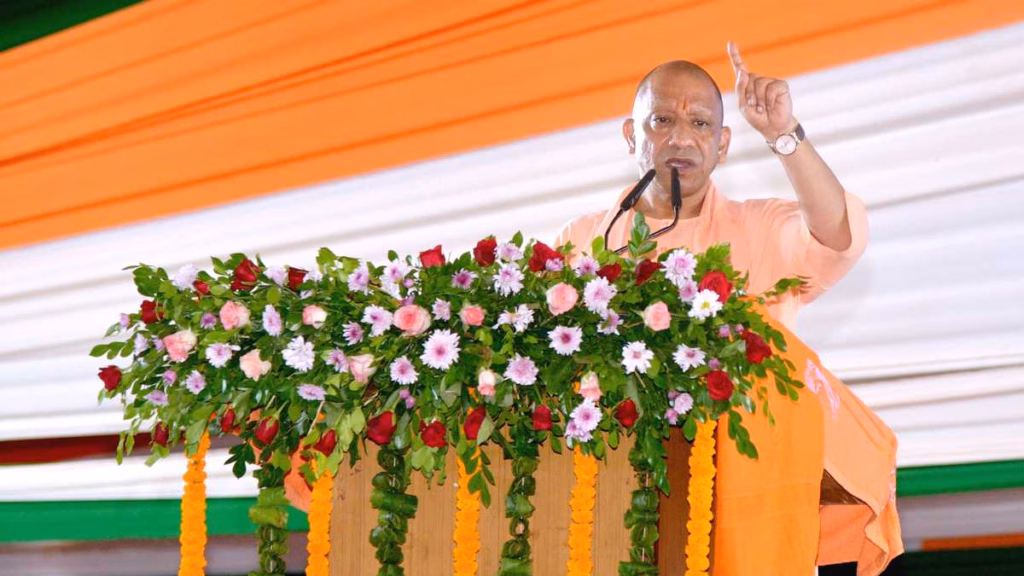 2017 से पहले यूपी का माहौल खराब कर रखा था सपा के गुंडों ने : CM योगी