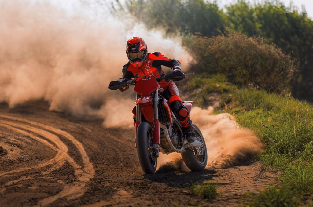 Ducati Desmo450 SM Image gallery