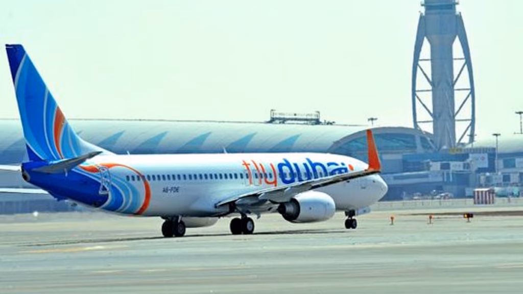 FlyDubai Flight Emergency: कॉकपिट में भिड़े दो पायलट, अपहरण की अफवाह पर इजरायली लड़ाकू विमानों ने कराई सऊदी अरब में इमरजेंसी लैंडिंग