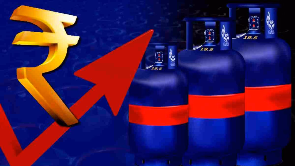 LPG Price 1 September: सितंबर की शुरुआत में महंगा हुआ कमर्शियल सिलेंडर, जानें दिल्ली-मुंबई समेत 4 महानगरों में नए दाम