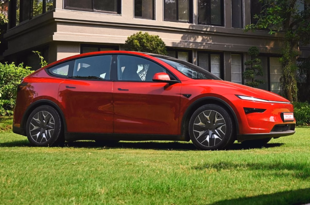 4 reasons to buy the Tesla Model Y L and 3 reasons not to