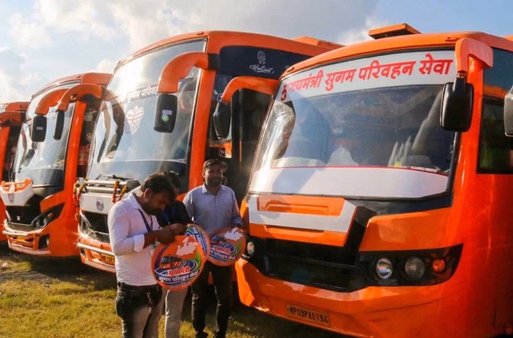 बसों में शहर-गांव का सफर सुविधाजनक बना रही मुख्यमंत्री सुगम परिवहन सेवा