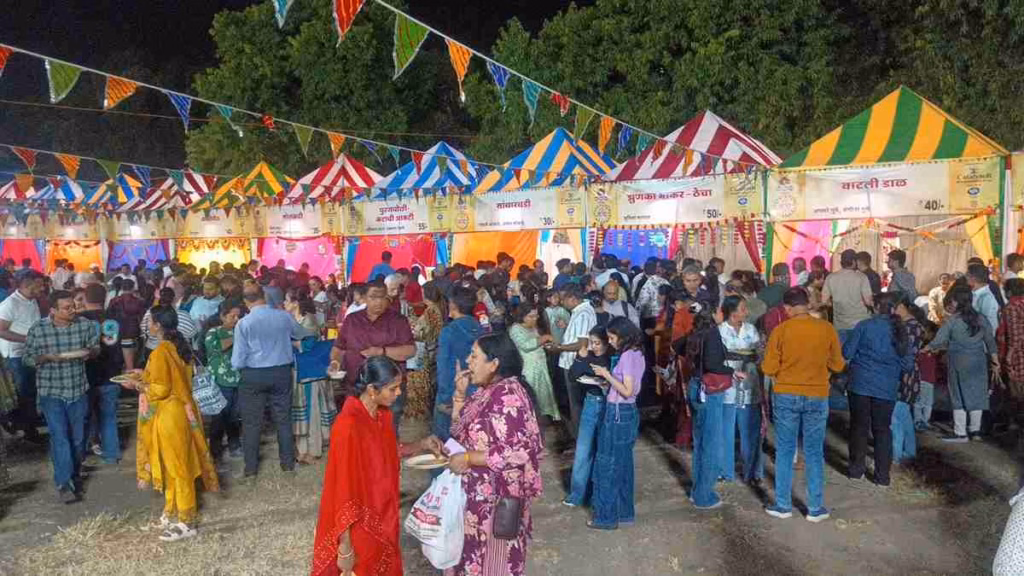 इंदौर में सजा संस्कृति और स्वाद का मेला: मराठी 'जत्रा' में उमड़ी भारी भीड़
