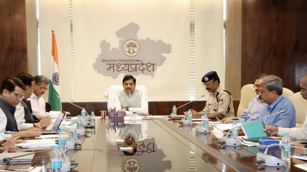MP : दिवाली-त्योहारों पर कार्बाइड गन और लैम्प पर सख्ती, CM डॉ. मोहन यादव बोले- हादसा हुआ तो कलेक्टर-SP होंगे जिम्मेदार
