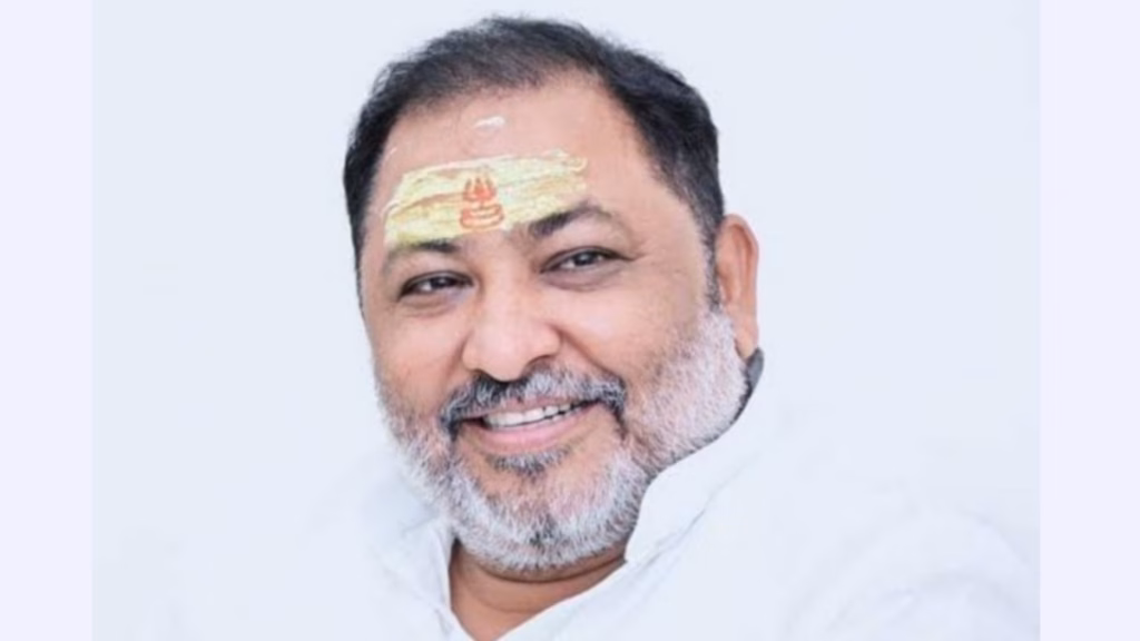 संविधान की हत्या करने वाली कांग्रेस की गोद में खेल रही सपा, परिवहन मंत्री दयाशंकर सिंह का तीखा हमला