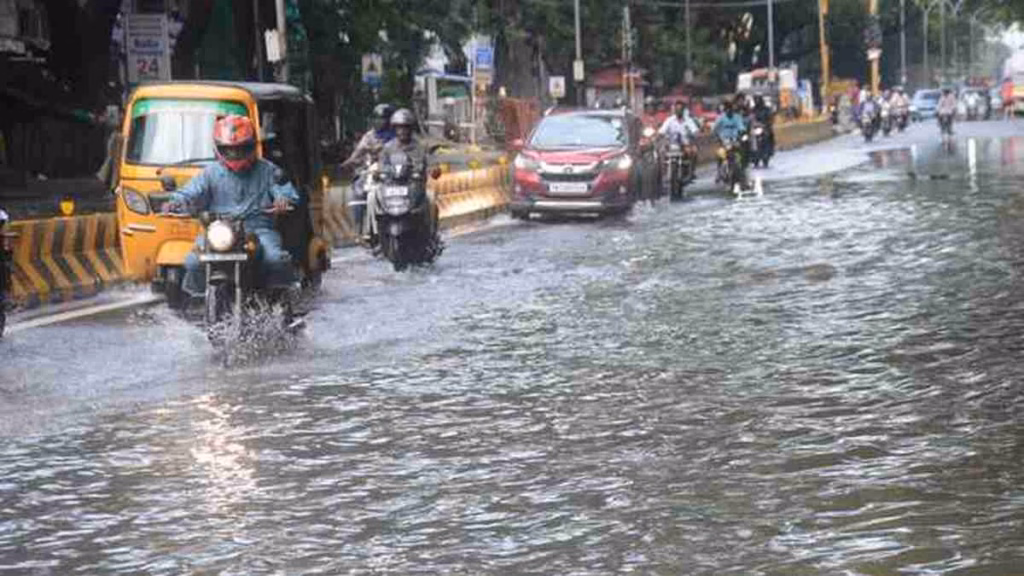 तमिलनाडु में 21 सेमी अत्यधिक भारी बारिश, केरल-कर्नाटक भी भीगे; बंगाल की खाड़ी में चक्रवात का खतरा